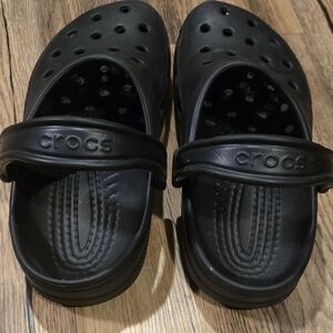 Crocs Black Sandals W9